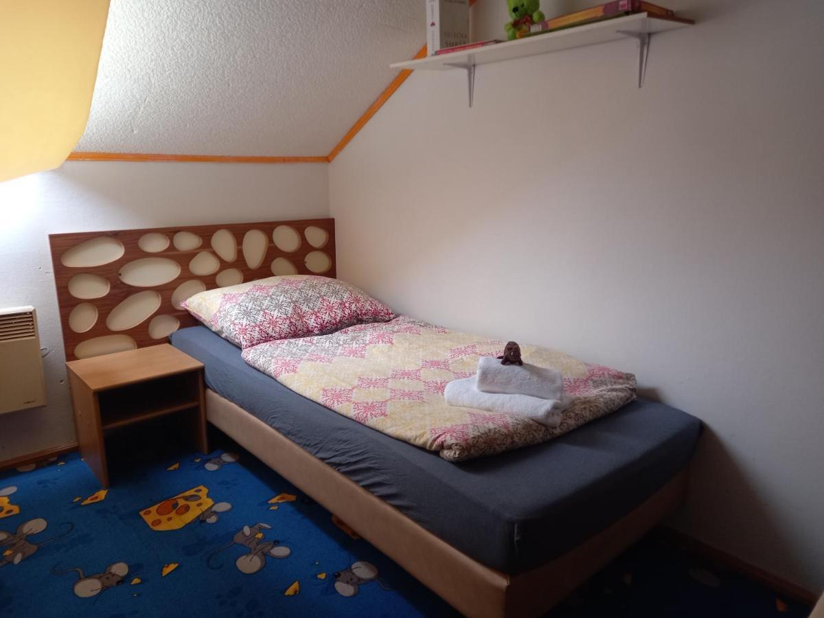 Mysi V Bote Lipno Lipno nad Vltavou Exterior foto