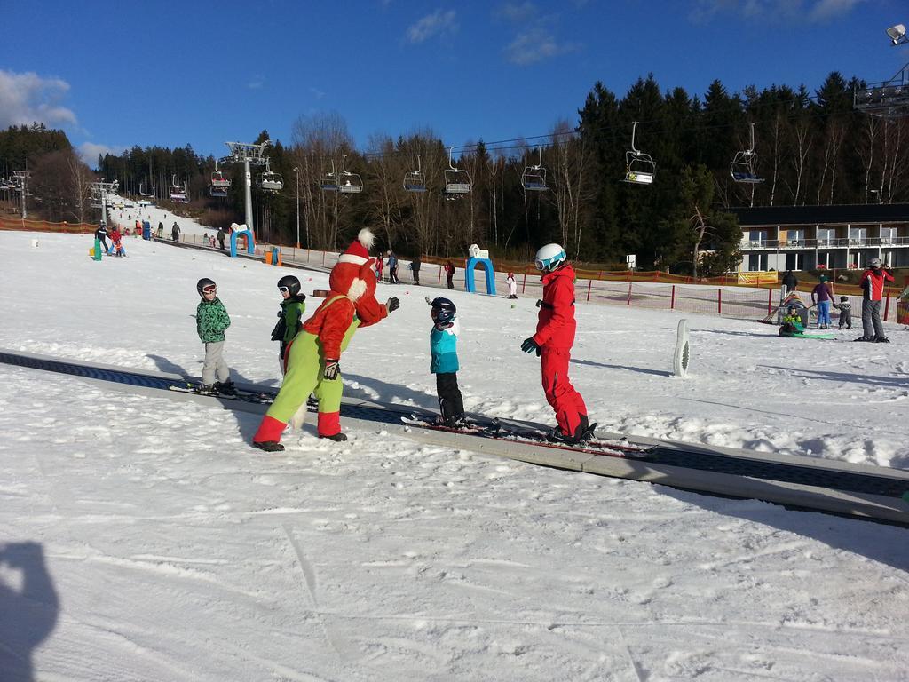 Mysi V Bote Lipno Lipno nad Vltavou Exterior foto